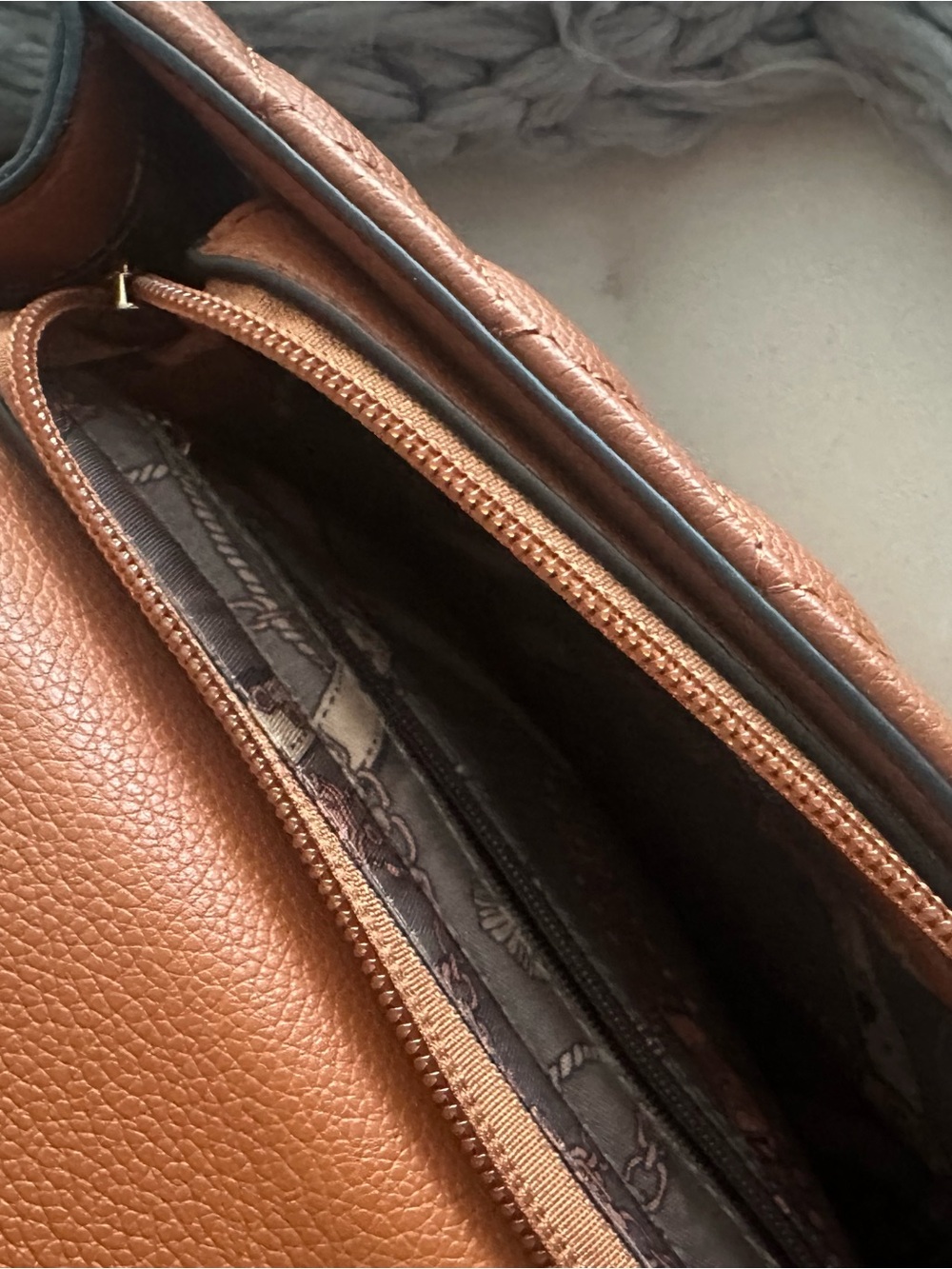 Purse - Picture 5 of 5